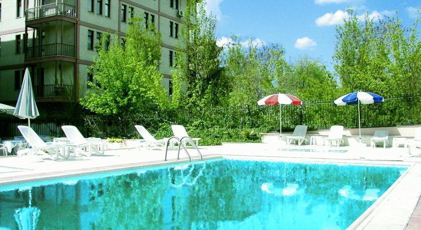 King Hotel Guvenlik Ankara Esterno foto